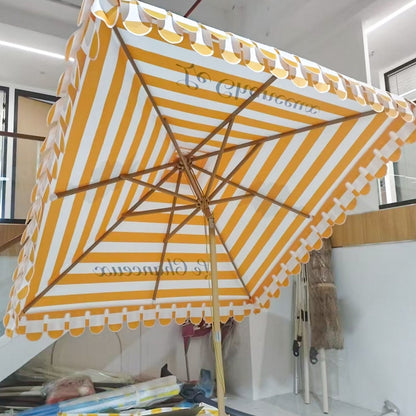 Adjustable Tilt Garden Parasol with Ruffled Trim