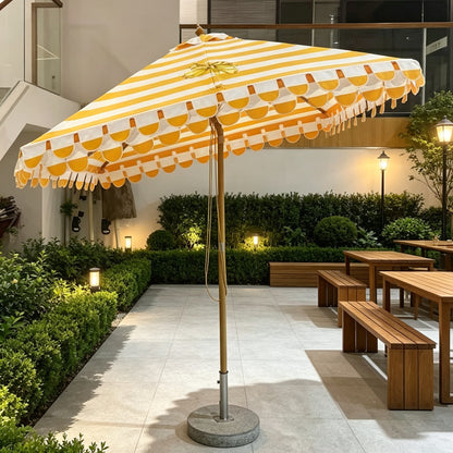 Adjustable Tilt Garden Parasol with Ruffled Trim