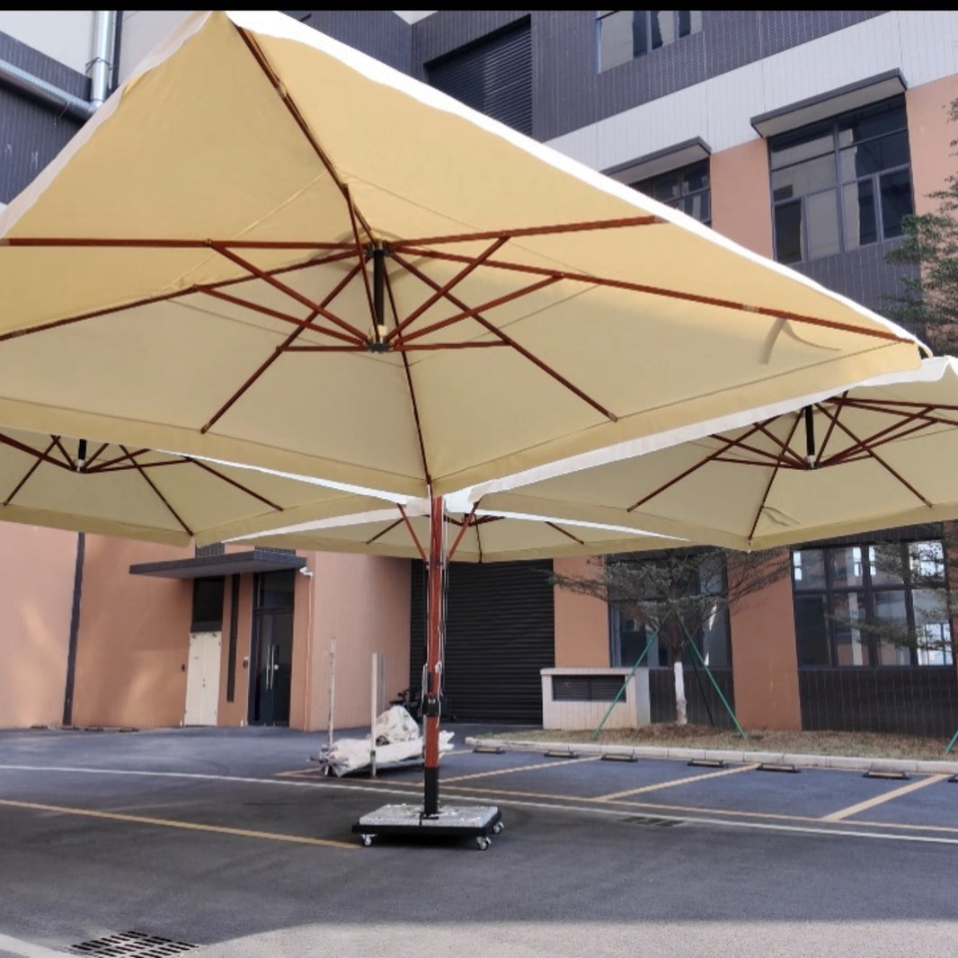 Luxury Foldable 4-Head Cantilever Umbrella