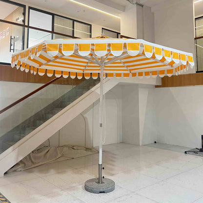 Wavy Ruffled Edge Center Pole Patio Umbrella